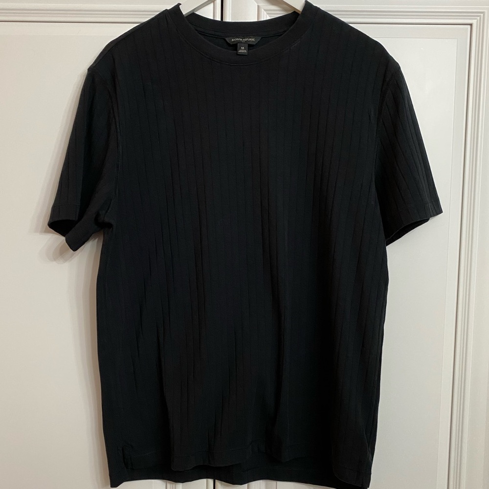Banana Republic Factory Men’s Size Medium Black Short Sleeve Shirt Top
Casual